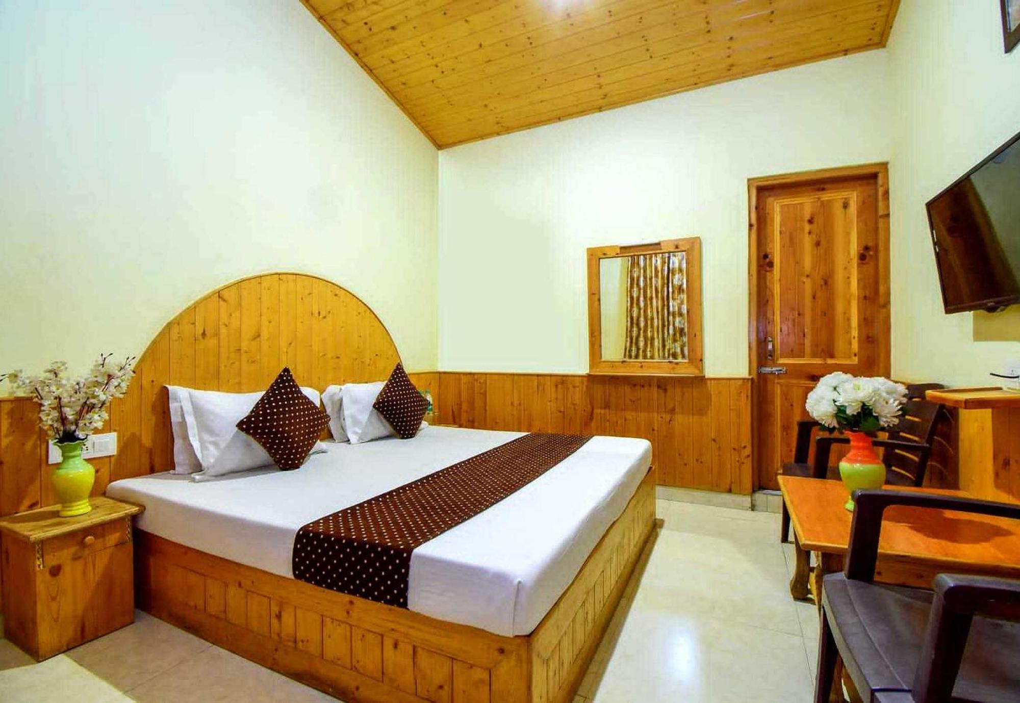 מנאלי Oyo Flagship 82405 Cochin Villa מראה חיצוני תמונה